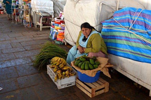 Mercado-San-Pedro-Cusco-Peru-Blog-Gira-Mundo