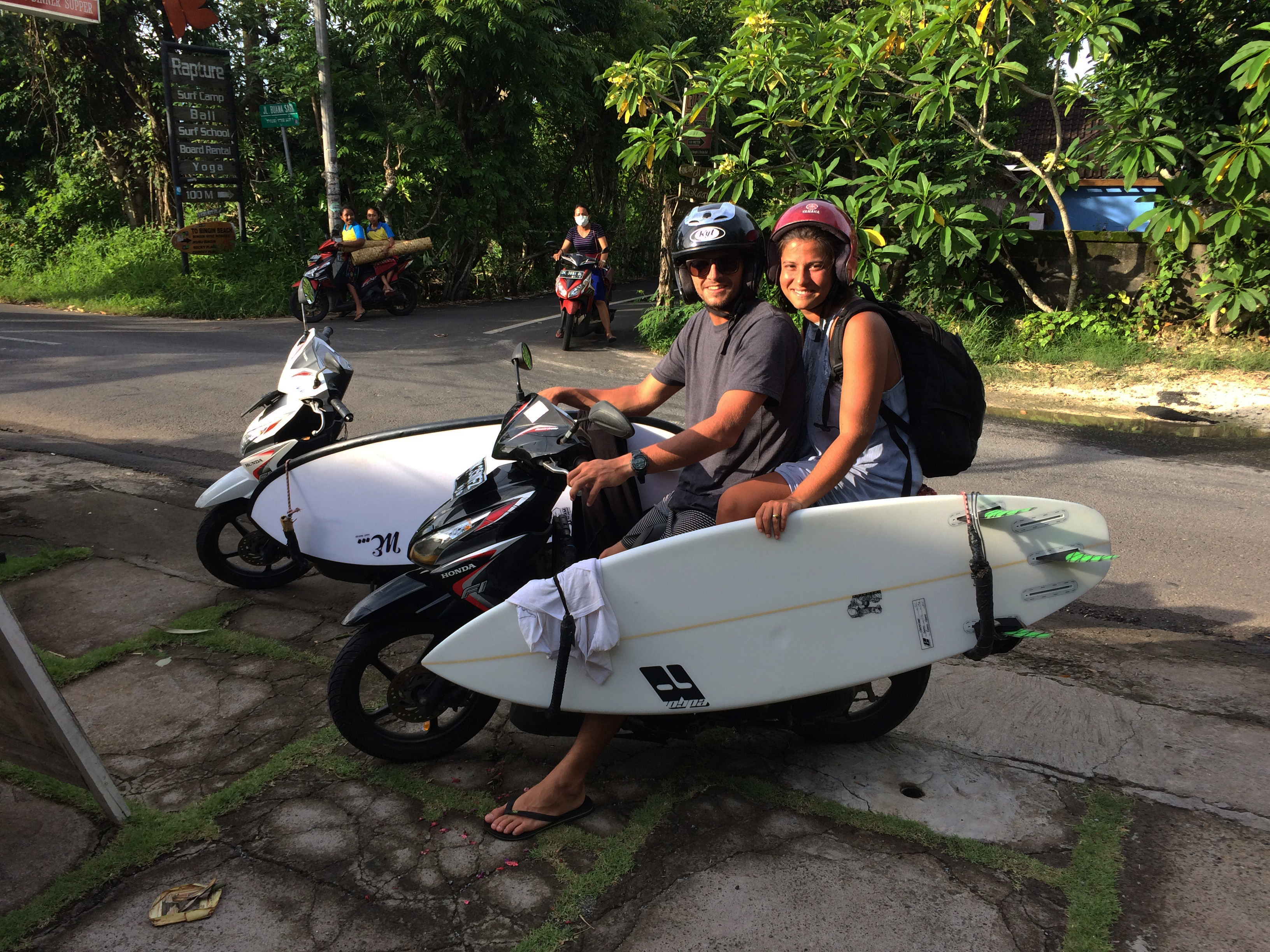 bali scooter uluwatu